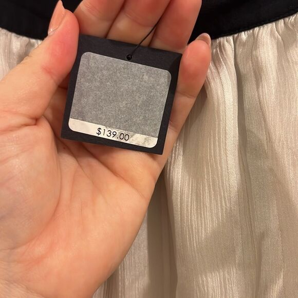 NWT Club Monaco Skirt - Size 0 - Picture 4 of 8